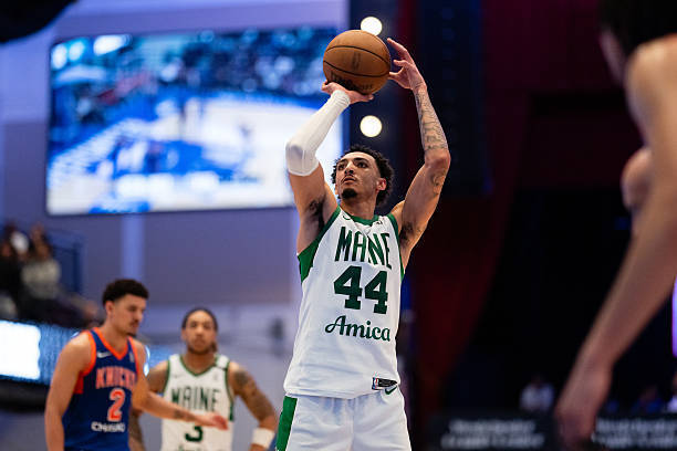 场均数据为, bt, 三分命中率 场均数据为, bt, 三分命中率