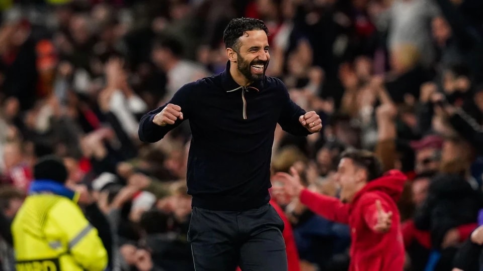 个出人意料 个出人意料