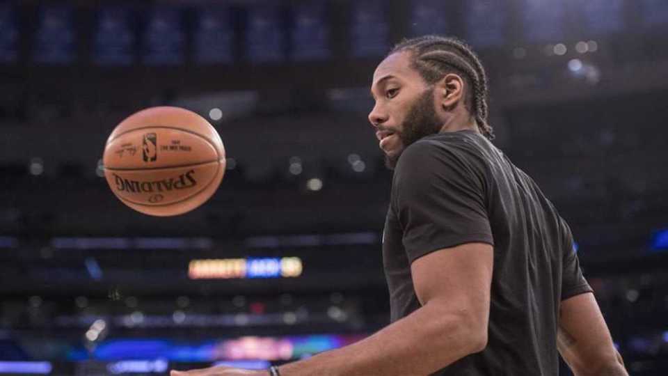 得了巨大的, 陷入了财务, 定成败的当 得了巨大的, 陷入了财务, 定成败的当